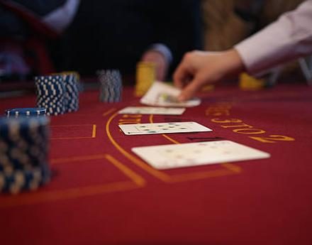 Learn About Casino Card Rooms and Table Formats Through 바카라사이트