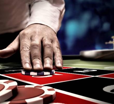 Explore Baccarat Betting Formats among the best online casino sites Singapore for Gamers