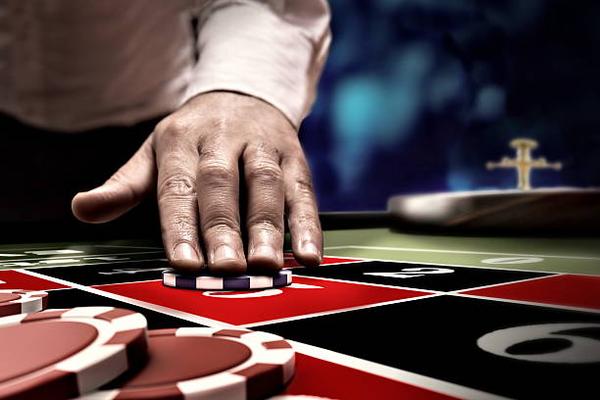 Explore Baccarat Betting Formats among the best online casino sites Singapore for Gamers